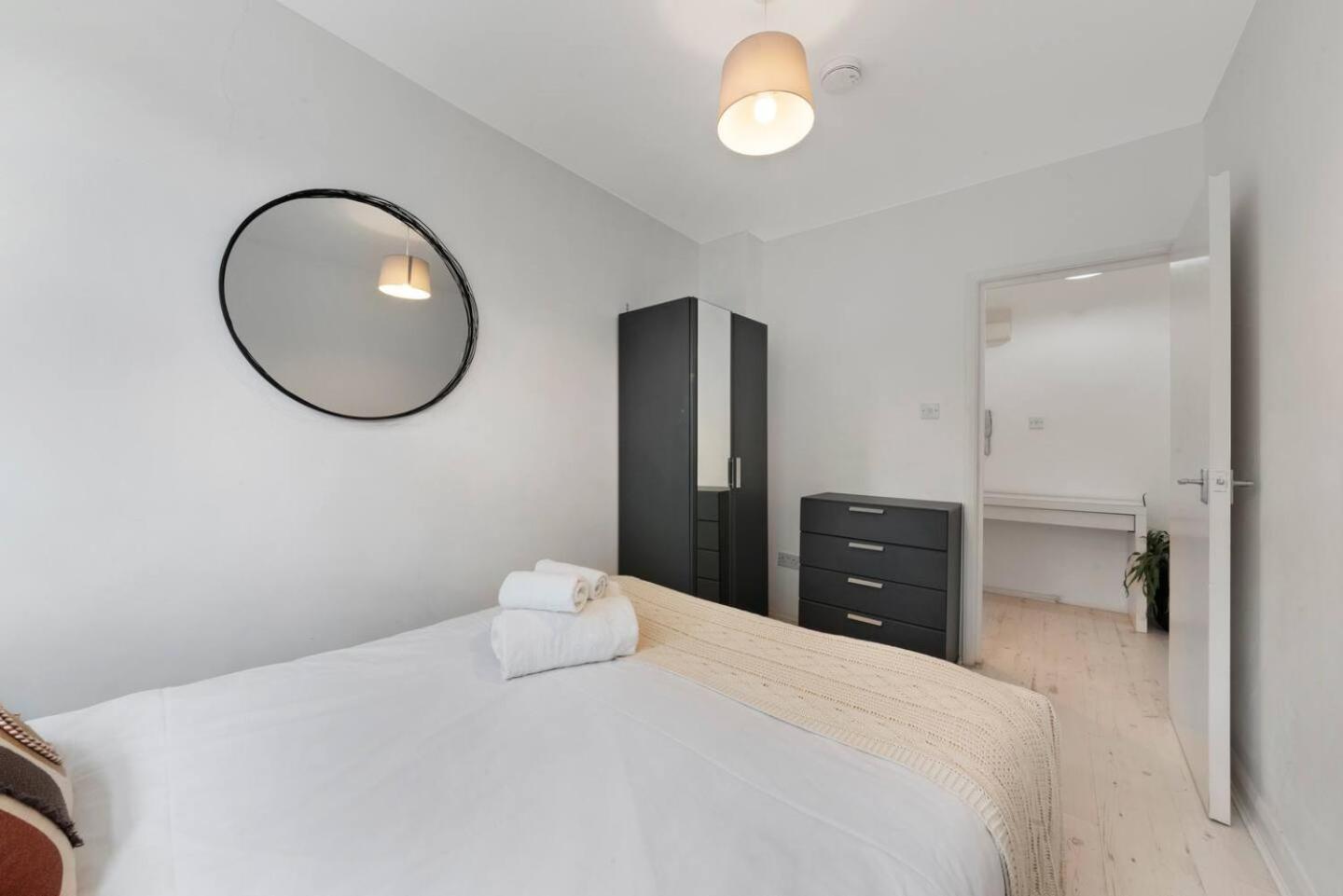 2 Bed Apartment- Finsbury Park Station B Londres Exterior foto