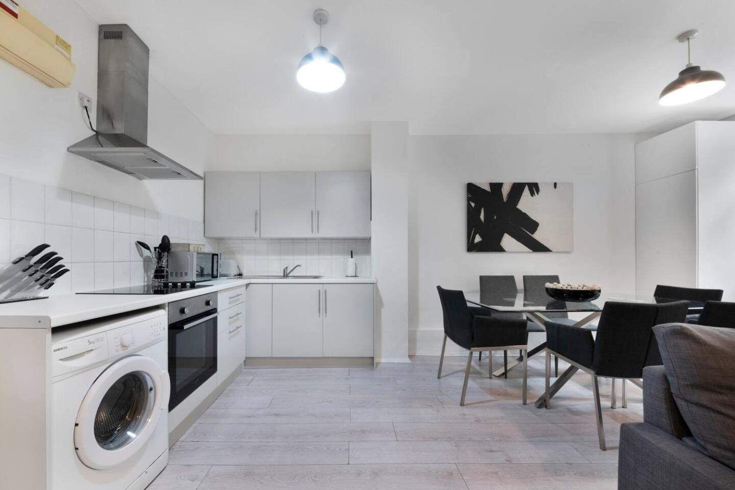 2 Bed Apartment- Finsbury Park Station B Londres Exterior foto